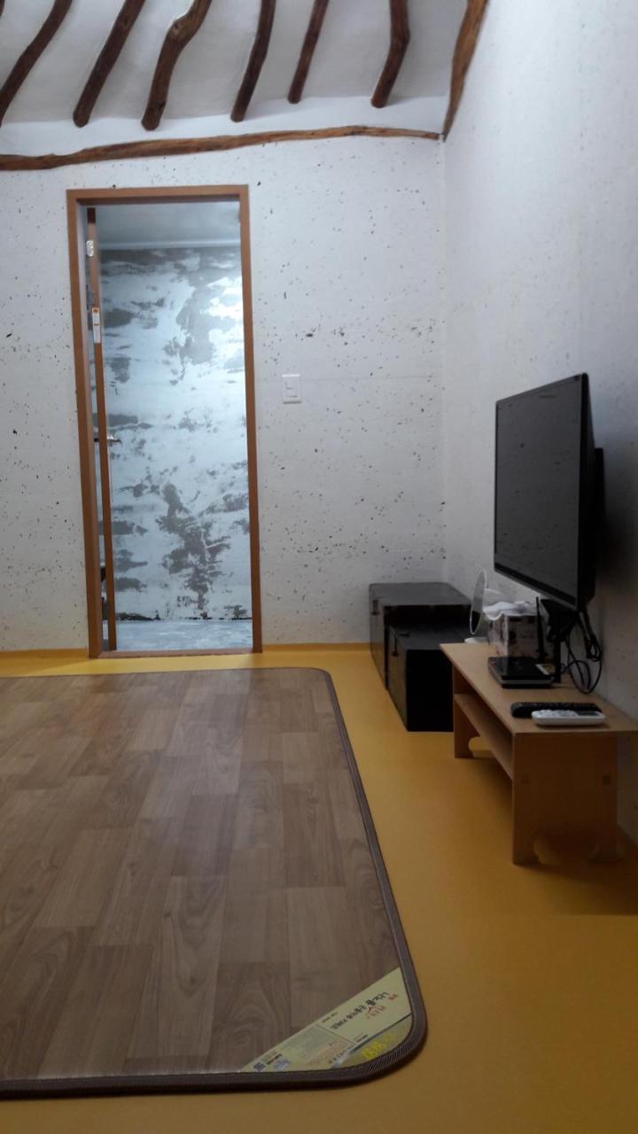 Hotel Hwangnam Gotaek Keumseulchae à Gyeongju Extérieur photo